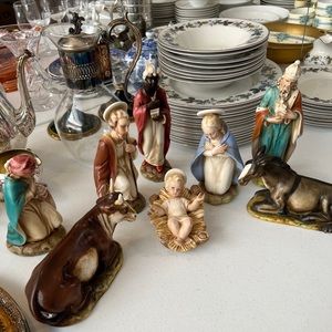 Vintage Porcelain Nativity Set, Made in Italy